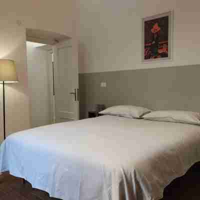 Rubatto House, Genoa center. strategically located near the Aquarium Rooms
