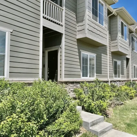 OFF-THE-DIAGONAL 2-Bedroom Townhome
