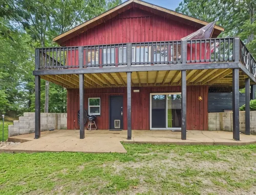 3-bedroom Pet Friendly home on 14 acres with trails and seasonal creeks. - Wifi