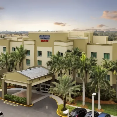 Fairfield Inn & Suites Fort Lauderdale Airport & Cruise Port Hotels near Fort Lauderdale Airport Station