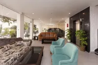 โรงแรมร็อคแลนด์เรสซิเดนซี - วิวภูเขา