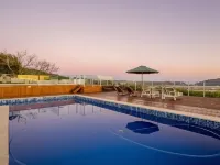 Issaquena Heights Boutique Hotel - Swimmingpools