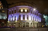 The Rutland Hotel & Apartments - Jacuzzi