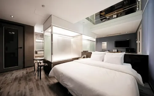 Changwon Masan Aria - 2-Star