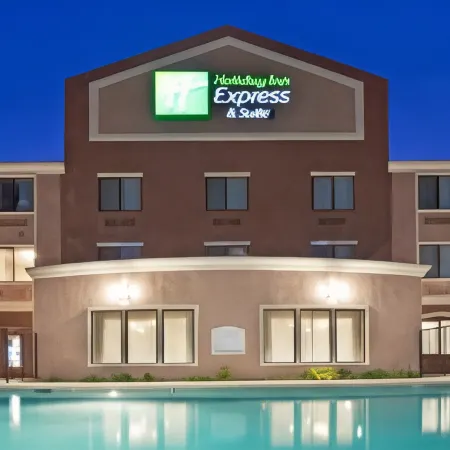 Holiday Inn Express & Suites WILLCOX by IHG