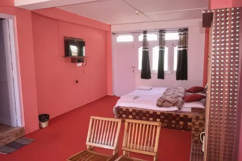 Hotel Sangla Retreat