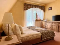 Hotel Dwór Karolówka
