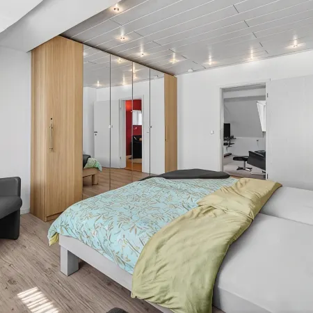 FeWo Galliet 2: 77Sqm, 12Sqm Roof Terrace, 2 Br, Quiet & Close to Trade Fair