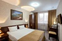 Favorit Hotel - parking