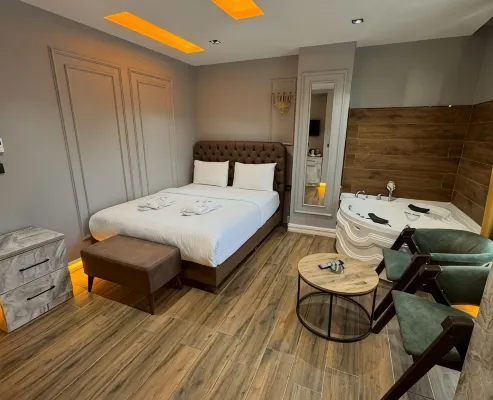 GreenWich Hotel - Water Park