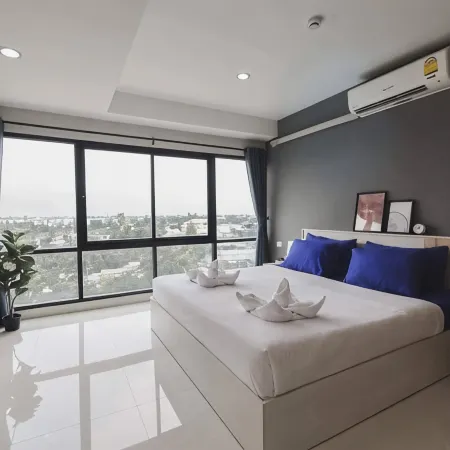 Ploen Ploen Residence