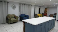Bountyful Guest House - Bintang 3