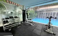 V Hotel & Residence Bandung - Gym