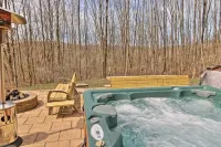 Hidden Gem💎Large Ellicottville Chalet🍁Woods⛷ Hot Tub 🕹️ Arcade Fun 🔥Fire Pit - Chalets