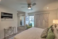 Boho-off-Broadway, fun and chic family home! - Private Pool