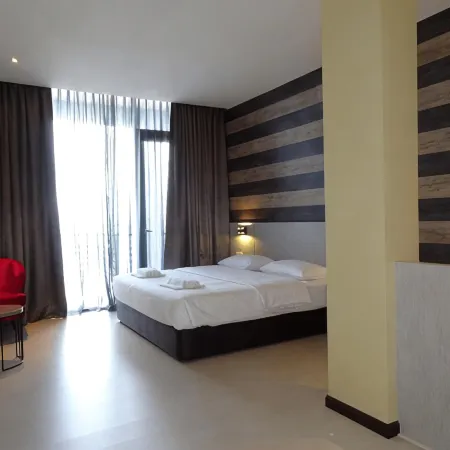 Bayfront Hotel