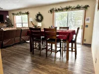 Castle Reserved Home Retreat! - Boutique