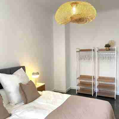 City Home - Top location - 2 rooms - 80sqm - Smart TV - WIFI - Balcony Rooms