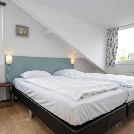 Child Friendly, 5 bedrooms, 2 bathrooms, 3 Toillets, Sauna, large garden