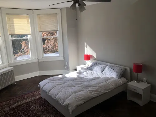 Spacious Charles Village unit - Bungalows