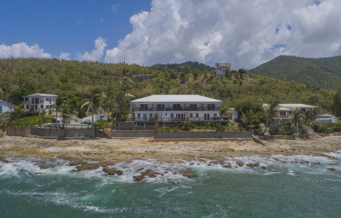 Oceanfront - Hear the Ocean Waves - Pool - Walk to Cane Bay Beach & Restaurants