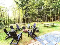 Pet Friendly with Mountain Views on 151 BrewRidge Trl Near Wineries~Hikes~Skiing - Vuoristonäköala