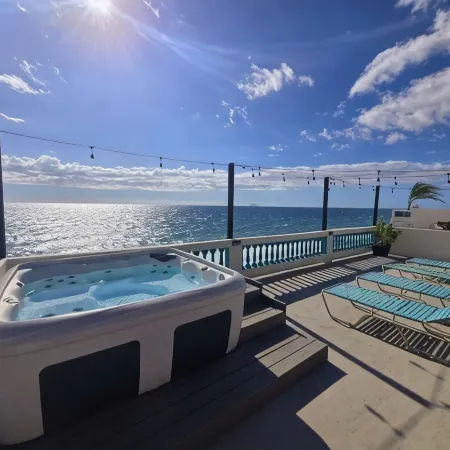Villa Alma - Oceanfront - 10 guests - pet friendly - at Stella, Rincón