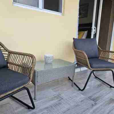 Coastal Apartment- Welcoming Apartment Overlooking Soufriere Town. Others