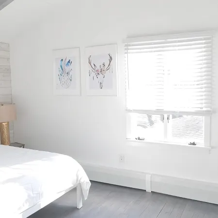 Luxe 10 guest Ski Chalet /Skiing/Pools/Tennis/Gym/Golf/Hiking