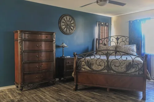 Stay in Central Kelowna, relax in your private 3 Bedroom, 2 bathroom home. - 3 étoiles