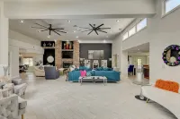 Family Friendly 5 Bed 5 Bath 6000 SF Ranch With Pool - Homestays