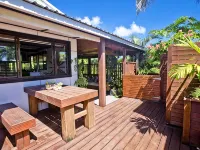 Nevaeh Holiday Home + Pool + Unlimited Internet Hotels in Avarua