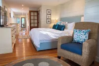 Luxury Family Home • Hot Tub & Ocean Views • Provincetown, Cape Cod - 4-Star