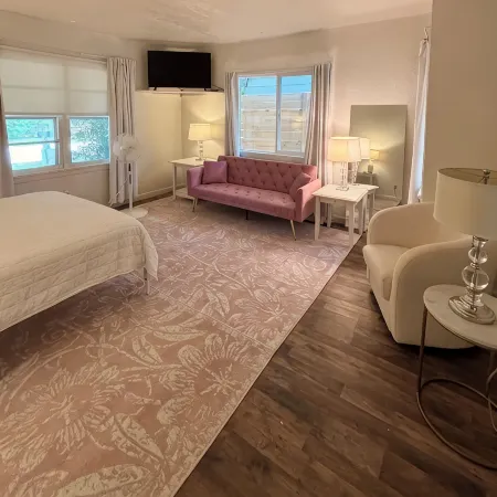2Bd 2 ba Heated Pool&Hot Tub