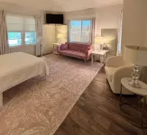 2Bd 2 ba Heated Pool&Hot Tub