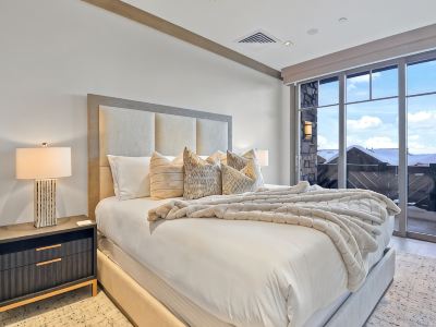 Parq 1 Tower Club Ski in Out Hot Tub Pool Private Dining Fitness Spa Wellness