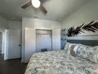 Charming 3-bedroom house in Rockport with WiFi, AC, O/DR Elevator, & Boat Lift! - 4 stjerner