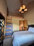 Charming 3-bedroom cabin with AC and WiFi at Barren River Lake in Lucas, KY - Alppimaja