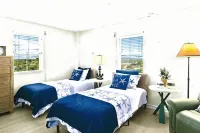 DIRECT BEACH FRONT CONDO!     PANORAMIC OCEAN VIEW!  NO DRIVE BEACH! - ที่มีฟิตเนส