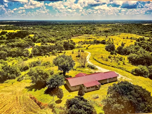 4 Bedroom on 15 Acres Near Crossbar Off Road Park & Turner Falls - Wifi