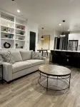 埃德蒙科斯莫640Downtown度假屋 - 精品
