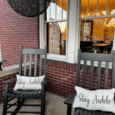 Historic Downtown 1910 Brick 2-Story Home. Dog Friendly. Walk to Everything