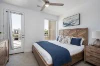4 bedroom Townhome-Sleeps 16-Pool Hot Tub+Pickleball+quiet location - Balkon