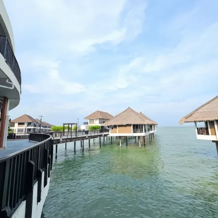 Ark Goldcoast Resort