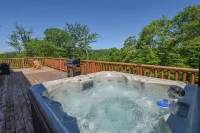 Luna Stella Lodge-6Br Mt View, Hot Tub, Fire Pit - 4-Star