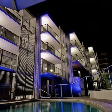 Merrima Court Holidays