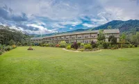 Hunas Falls Hotel Hotels in wattegama