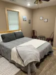 Cabin Bunkhouse with Hot Tub on Private Lake, Fire Pit & Swings in Vian, OK! - Homestays