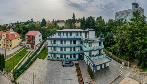 Lignum Hotel - Parking