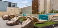Executive Residence, San Isidro Financial Center - 수영장